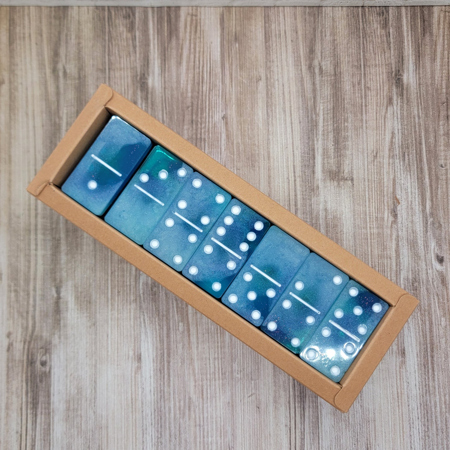 Dominoes