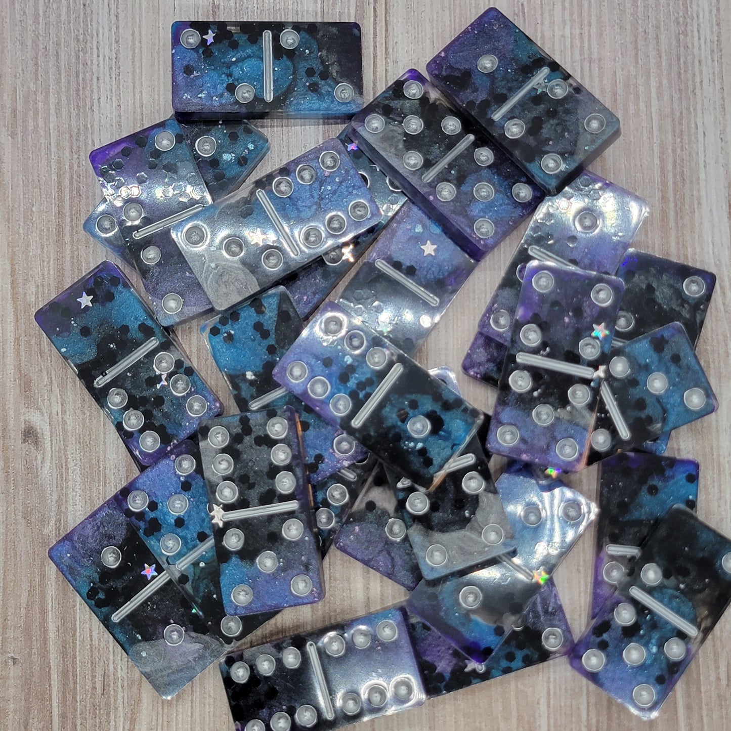 Dominoes