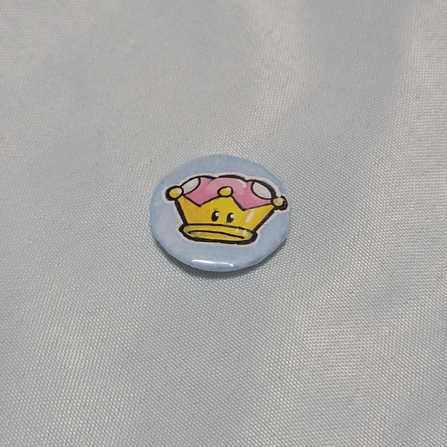 Super Crown Button