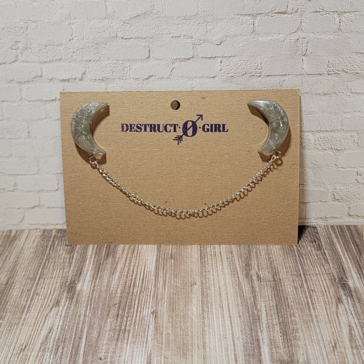 Moon Collar Pin