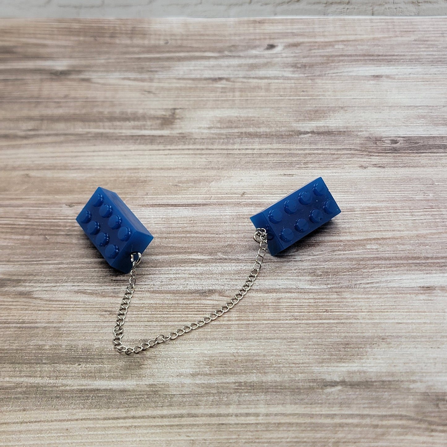 Brick Collar Pin